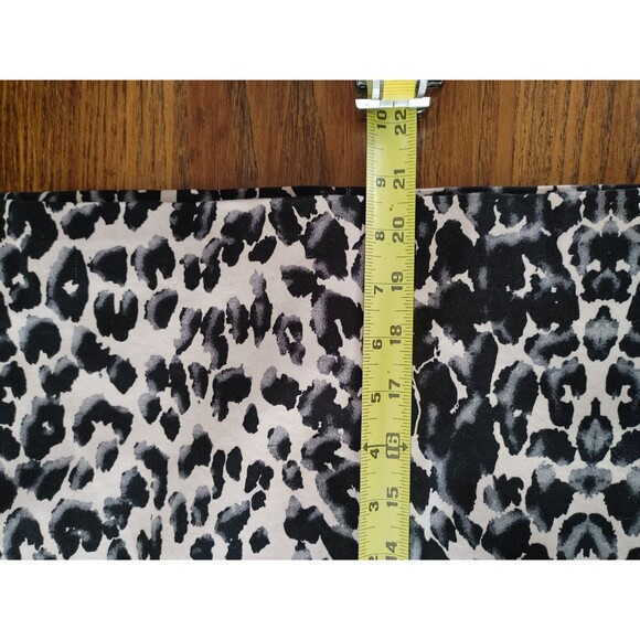 Leopard Print Black and White Skirt - Picture 7 of 10